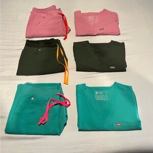 Women’s Figs Scrubs